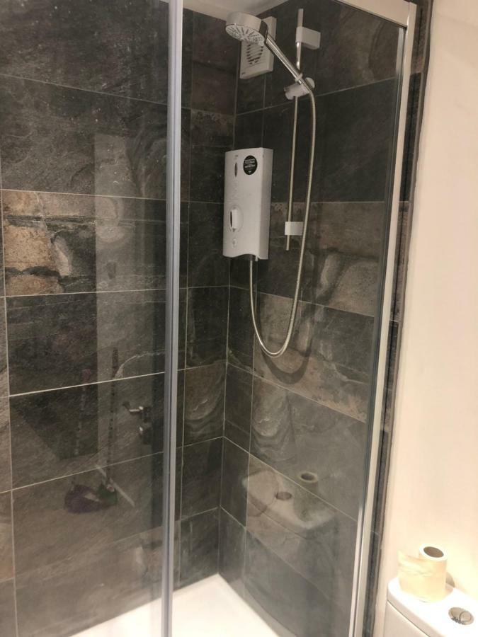 Home-From-Home - Self Catering Garden Apartment, Уотърлувил Екстериор снимка